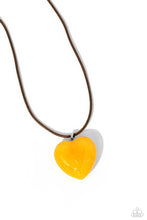 Serene Sweetheart - Yellow Necklace 🤍💛🤍