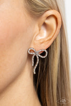 Deluxe Duet - White Earring *